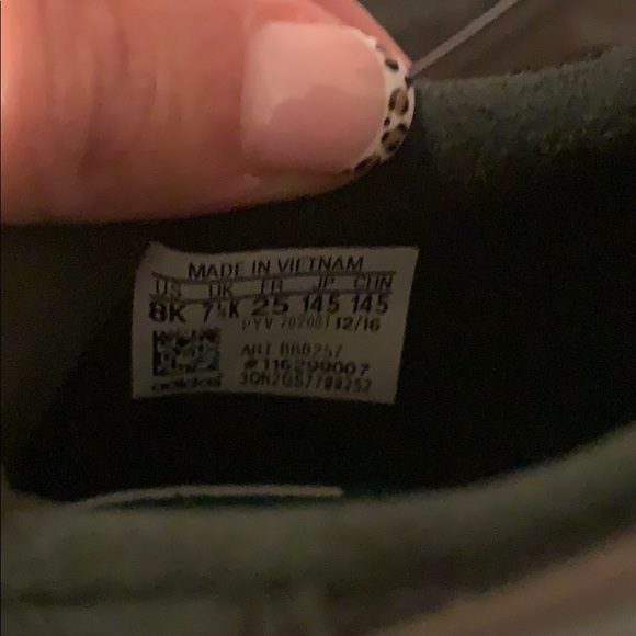 Adidas toddler sneakers - Picture 8 of 8